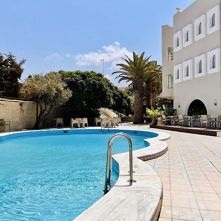 Karteros Hotel מראה חיצוני תמונה