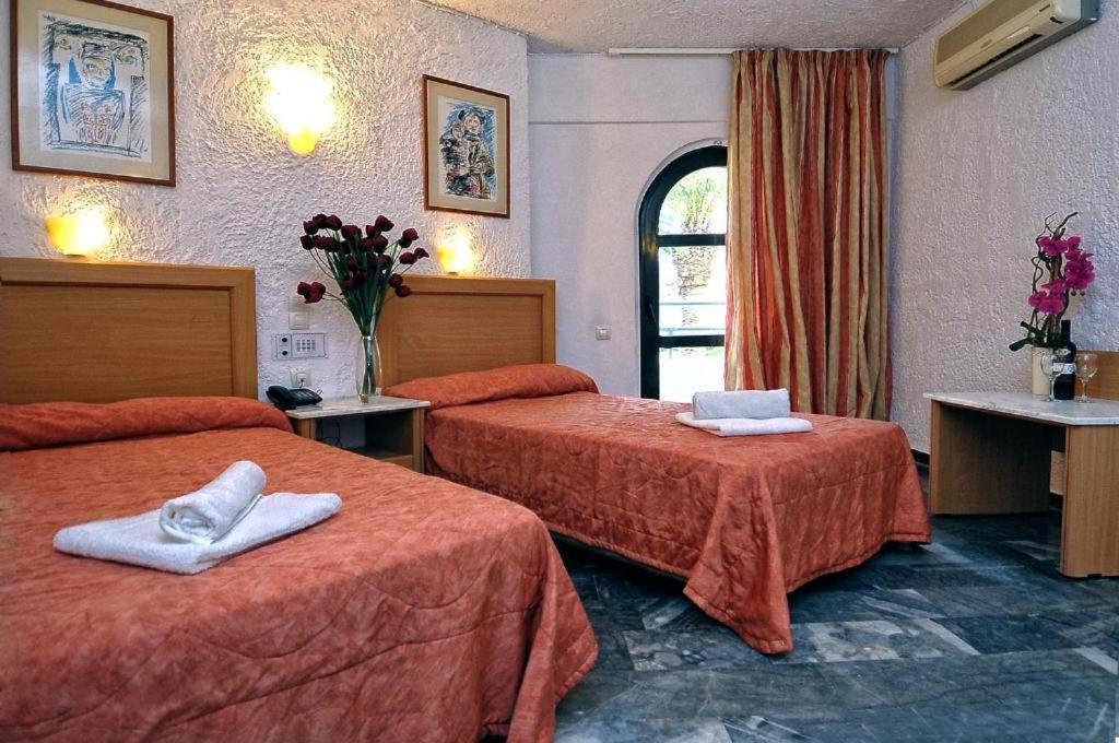 Karteros Hotel מראה חיצוני תמונה
