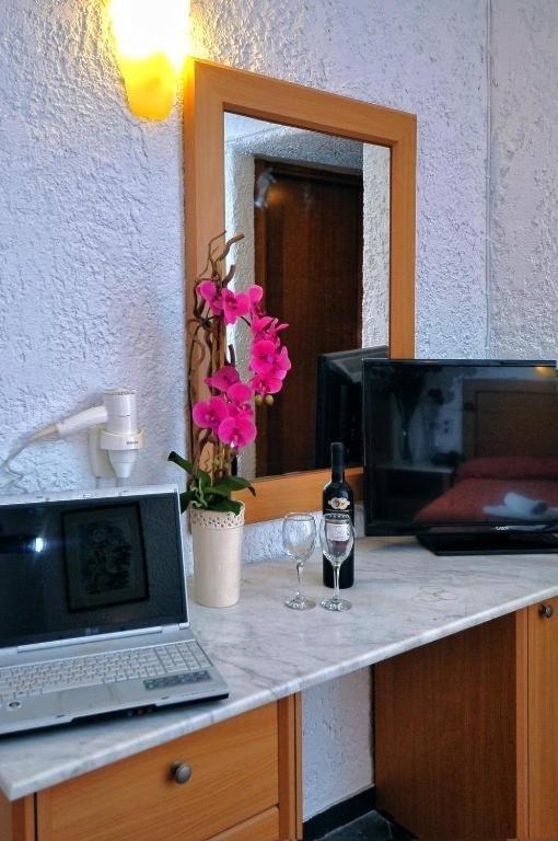 Karteros Hotel מראה חיצוני תמונה