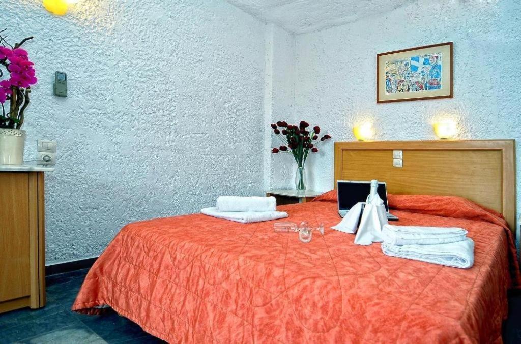 Karteros Hotel מראה חיצוני תמונה
