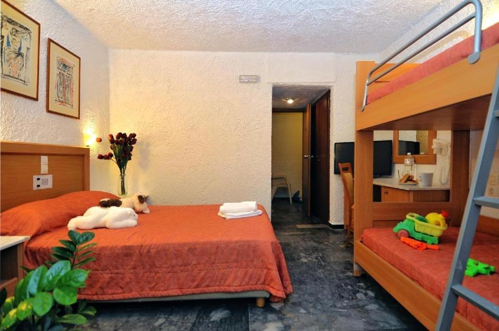 Karteros Hotel מראה חיצוני תמונה