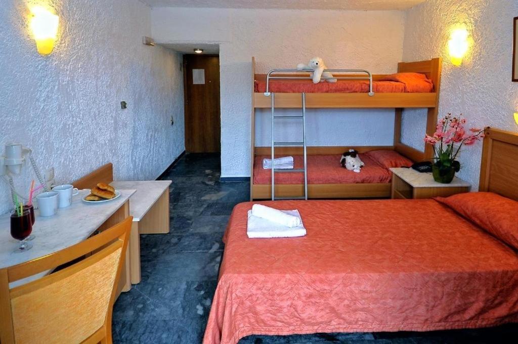 Karteros Hotel מראה חיצוני תמונה