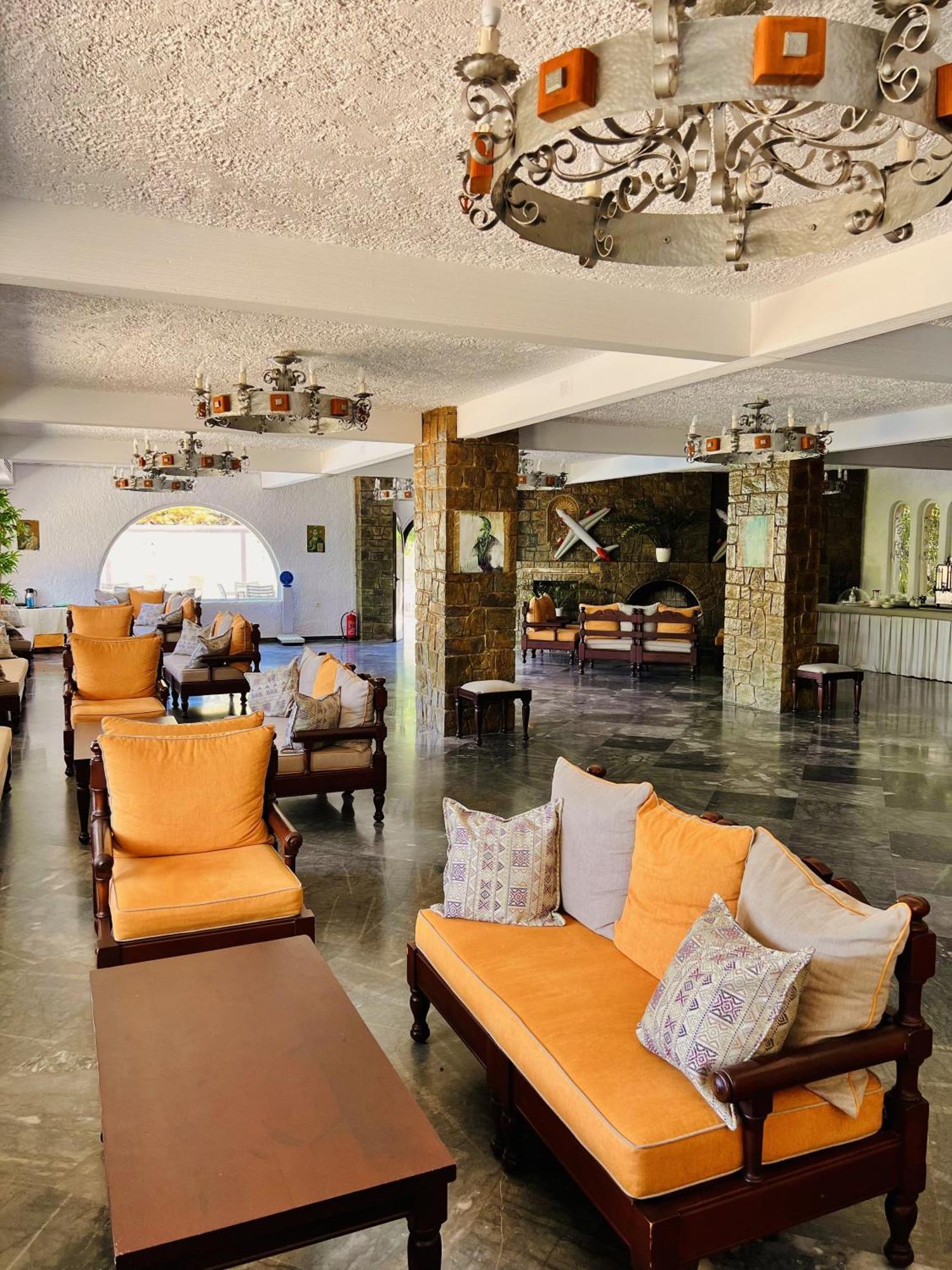 Karteros Hotel מראה חיצוני תמונה