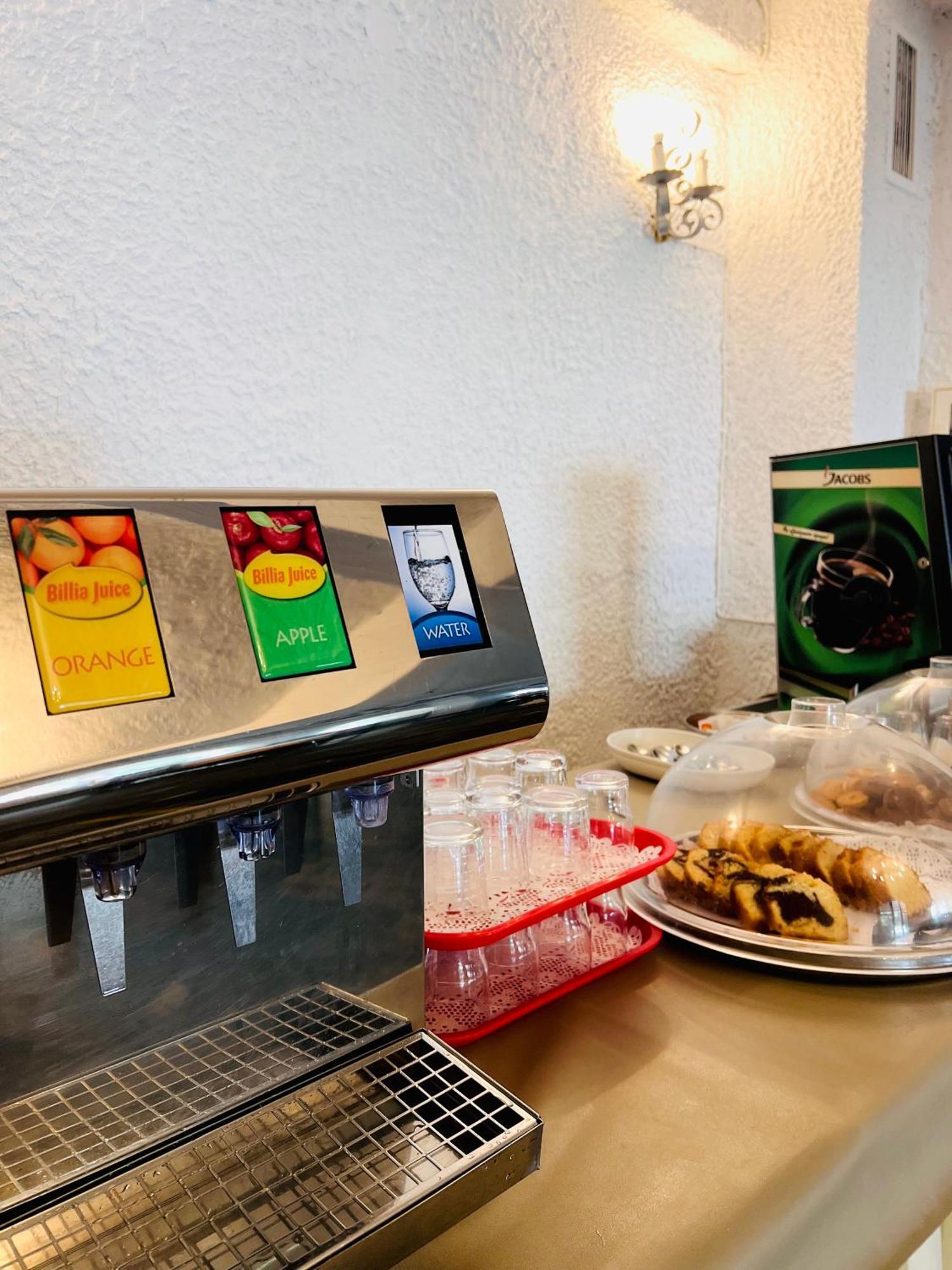 Karteros Hotel מראה חיצוני תמונה