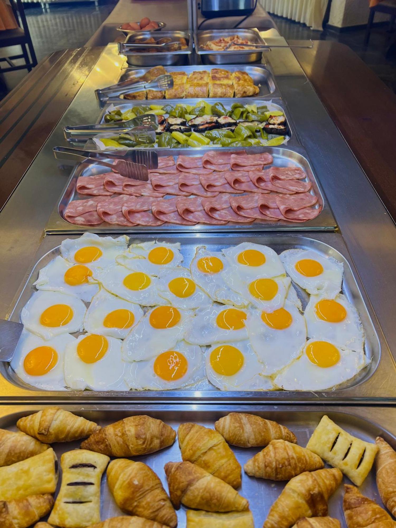 Karteros Hotel מראה חיצוני תמונה